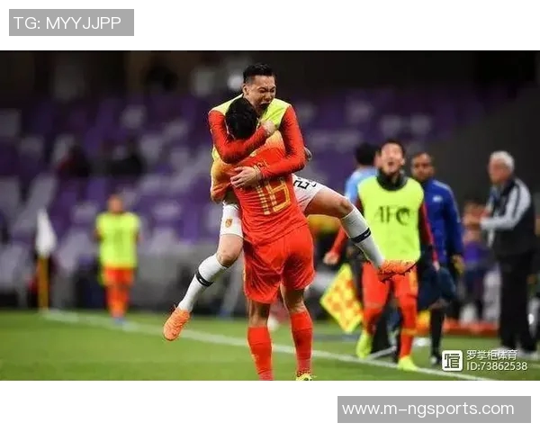 南京足球队与重庆足球队速度较量赛后复盘分析及精彩瞬间回顾