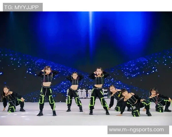 探索广州街舞队的耐力与激情揭开运动街舞的神秘面纱