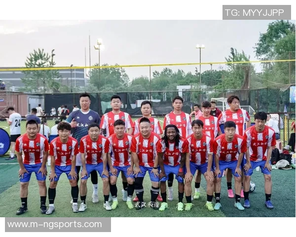 武汉足球队快攻革新引领战术变革助力球队崛起新篇章