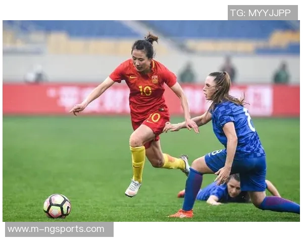 杨丽独家：分享足球心得实时数据