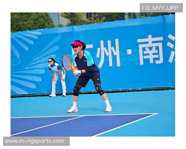 实时新闻上海网球队在世锦赛积分榜中以60分稳居第一名展现强劲实力 实时新闻上海网球队在世锦赛积分榜中以60分稳居第一名展现强劲实力